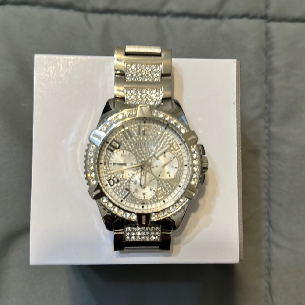 Silver 45mm Guess Diamond Watch